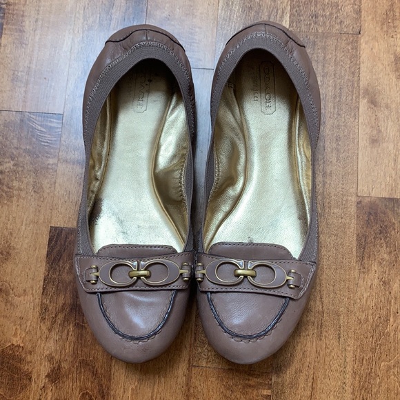 Coach “Denise” Loafers in Cobblestone - Picture 2 of 10